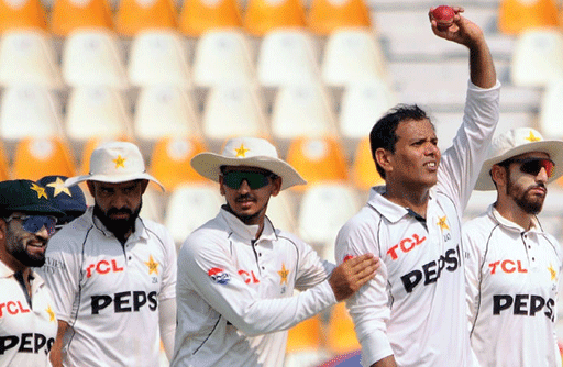 2nd Test: Pakistan beat England by 152 runs